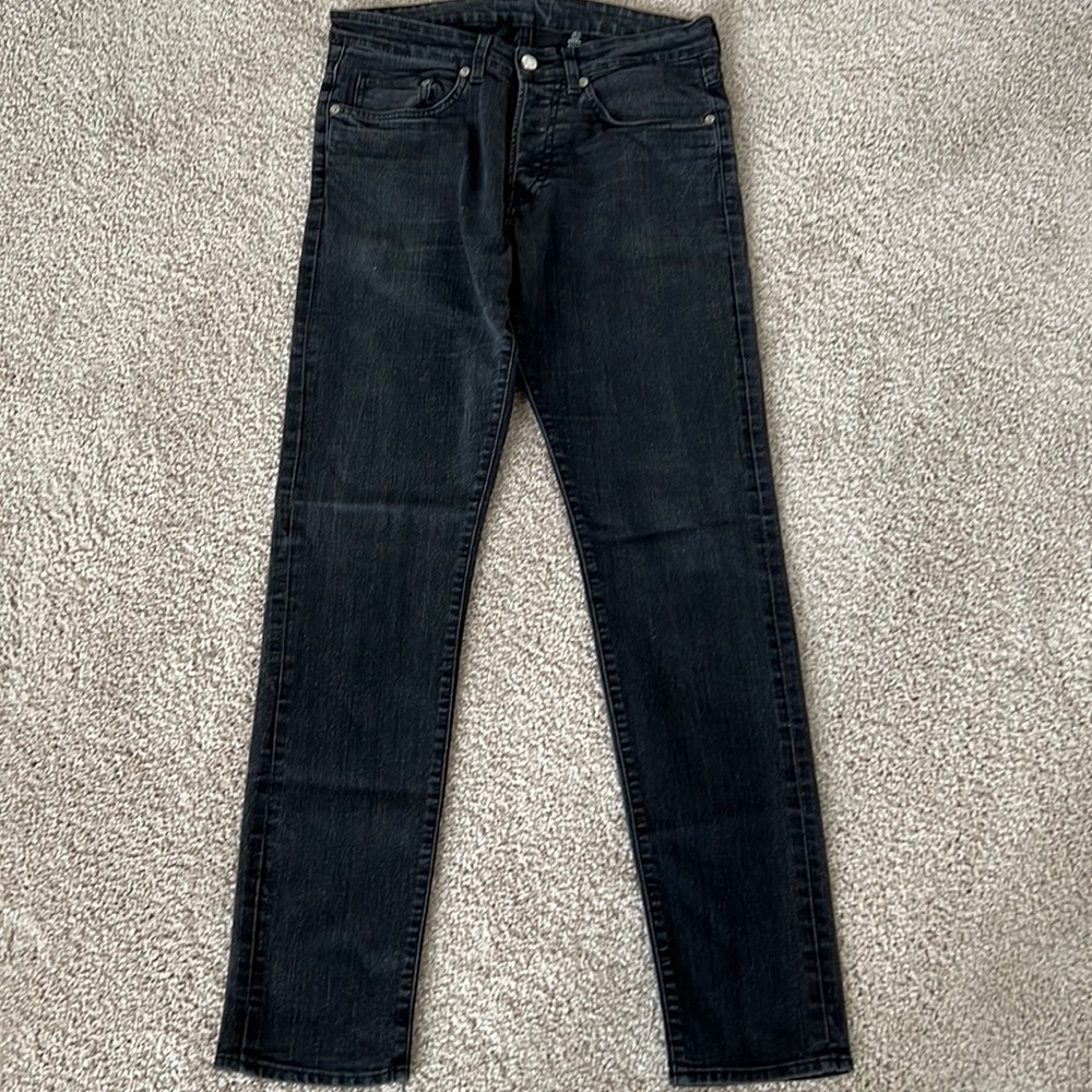 LiKe New! H&M Skinny Jeans